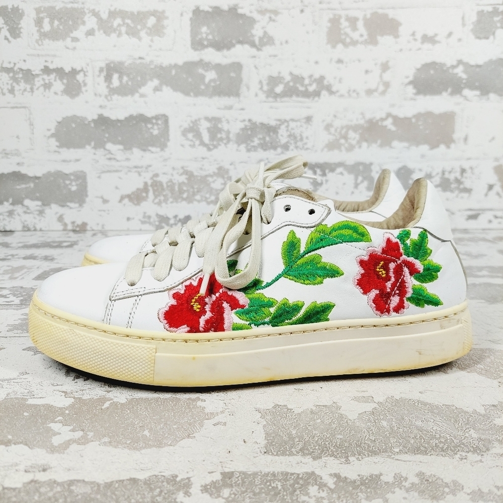 Stokton White Floral Embroidered Leather Sneakers H158